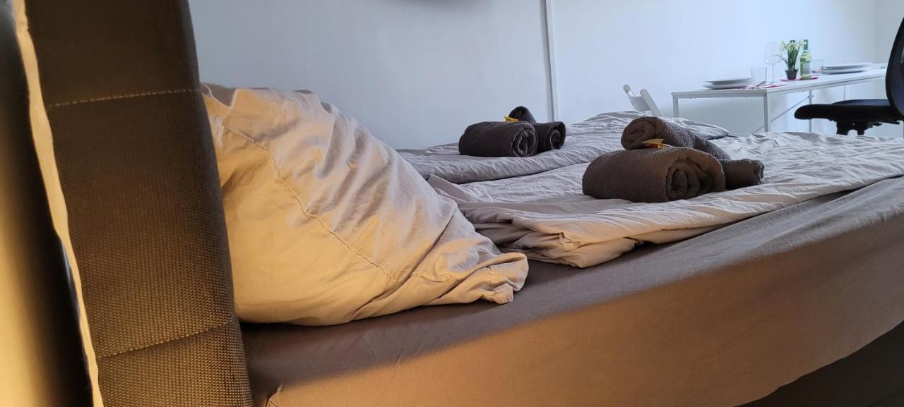 3 Zimmer, Parkplatz, W-lan, Homeoffice Apartment *